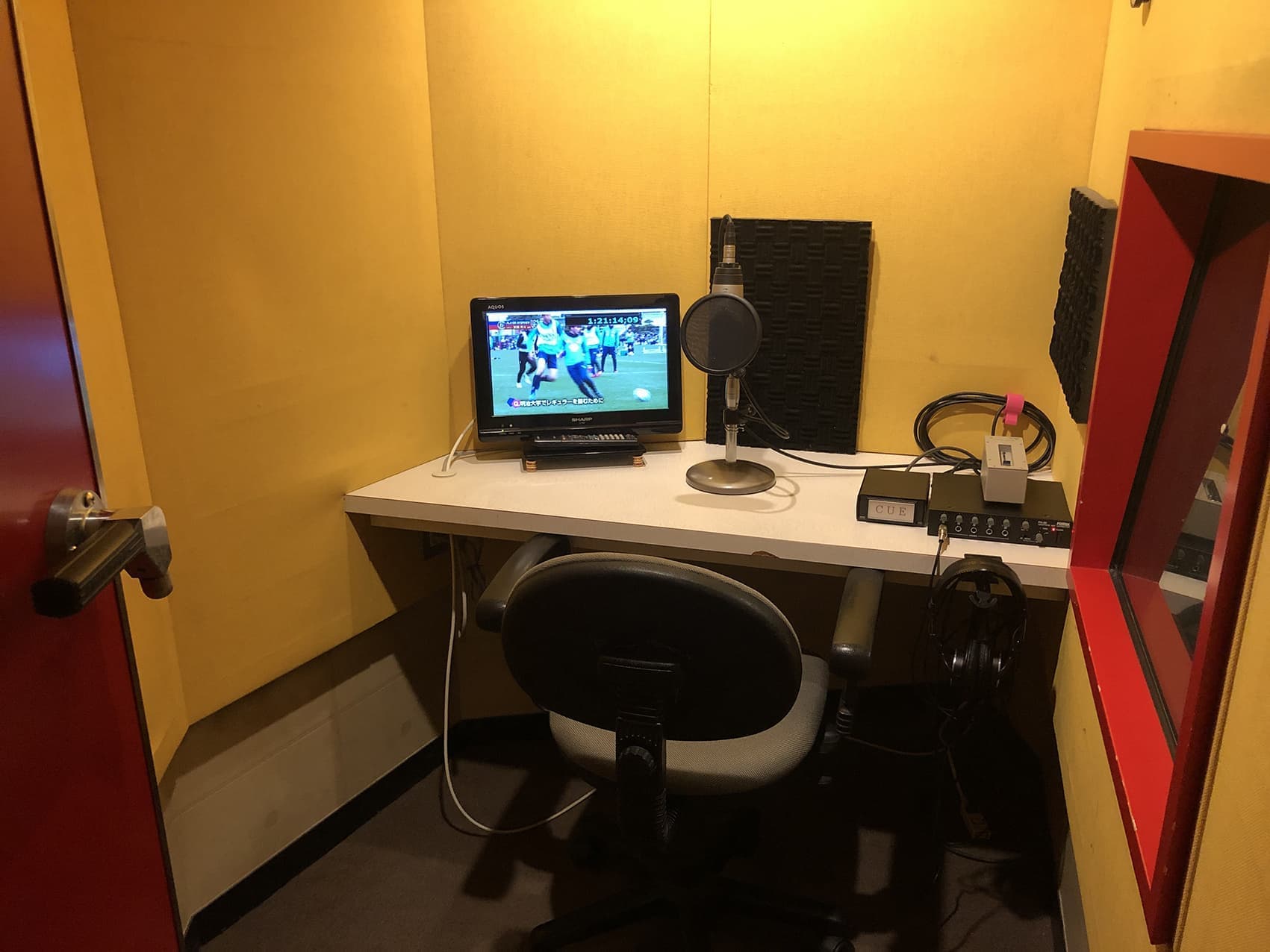 ma_booth01_edit.jpg